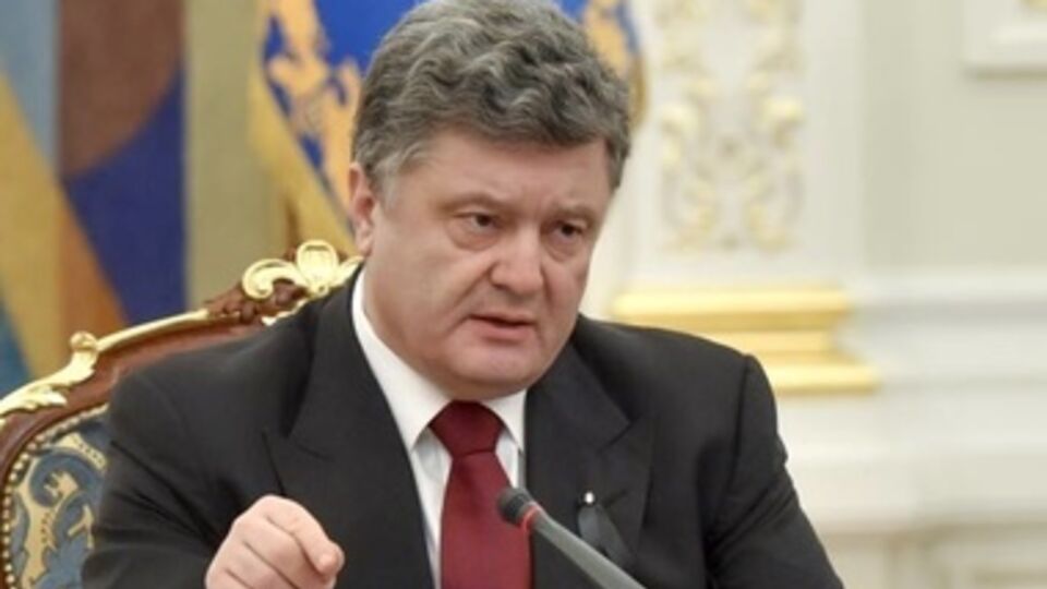 Порошенко поговорит с Меркель, Олландом и Путиным