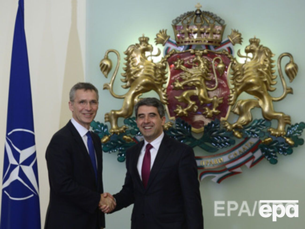 Генсек НАТО Йенс Столтенберг и президент Болгарии Росен Плевнелиев.&nbsp;София