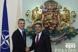 Генсек НАТО Йенс Столтенберг и президент Болгарии Росен Плевнелиев. София