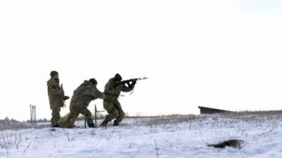 Призывников обучают ведению боя