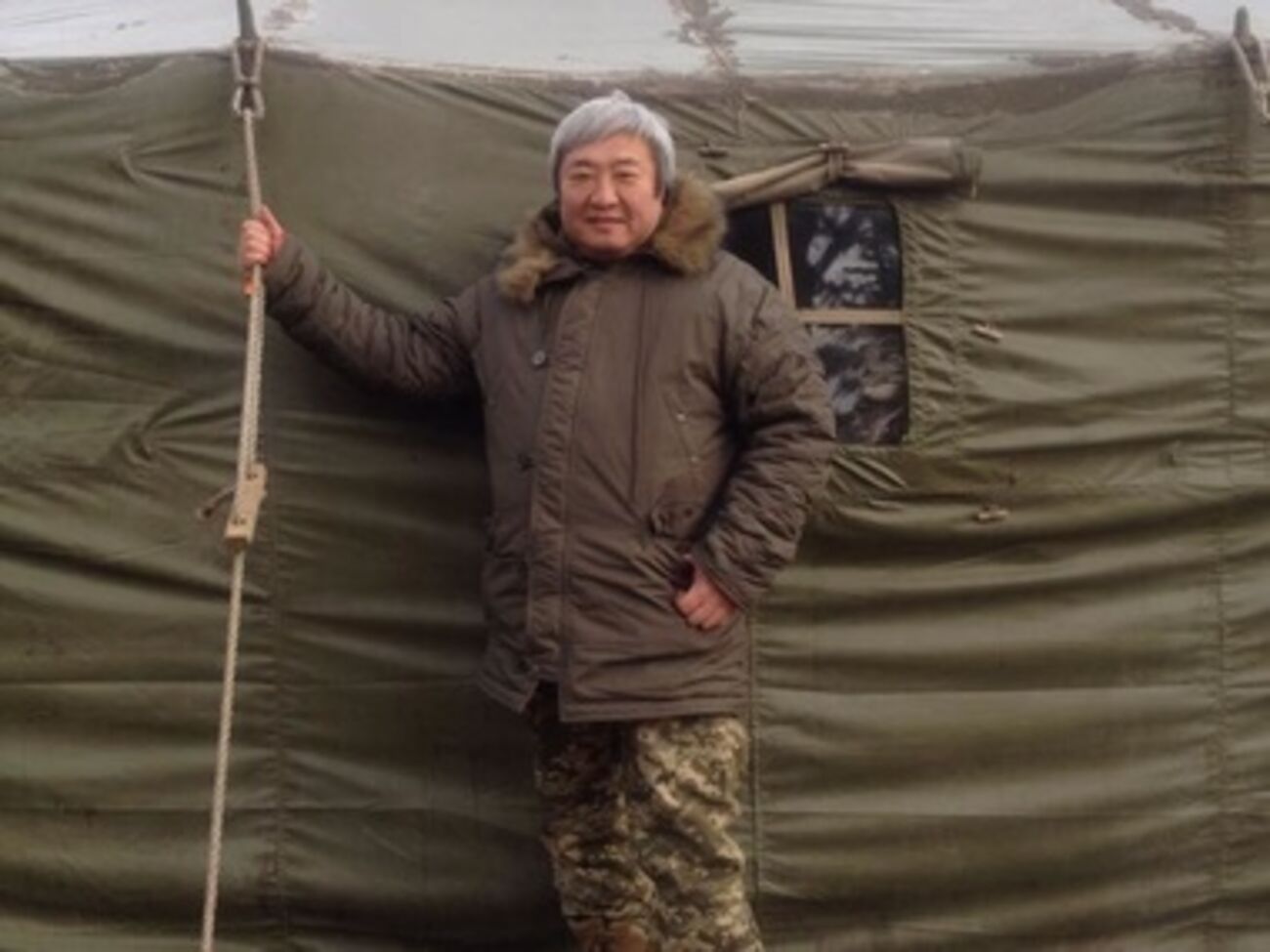 Мэр Запорожья "отдыхает" в качестве волонтера в зоне АТО