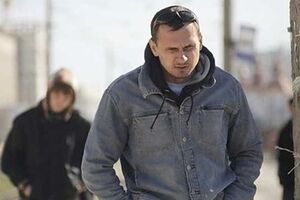 Российские власти продолжают удерживать Сенцова