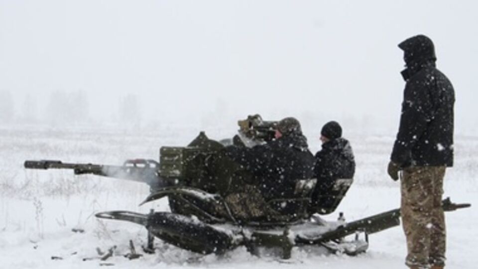 В районе Логвиново продолжается бой между силами АТО и террористами