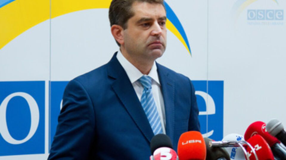 Санкции введут, если провалятся переговоры, заявил Перебийнис