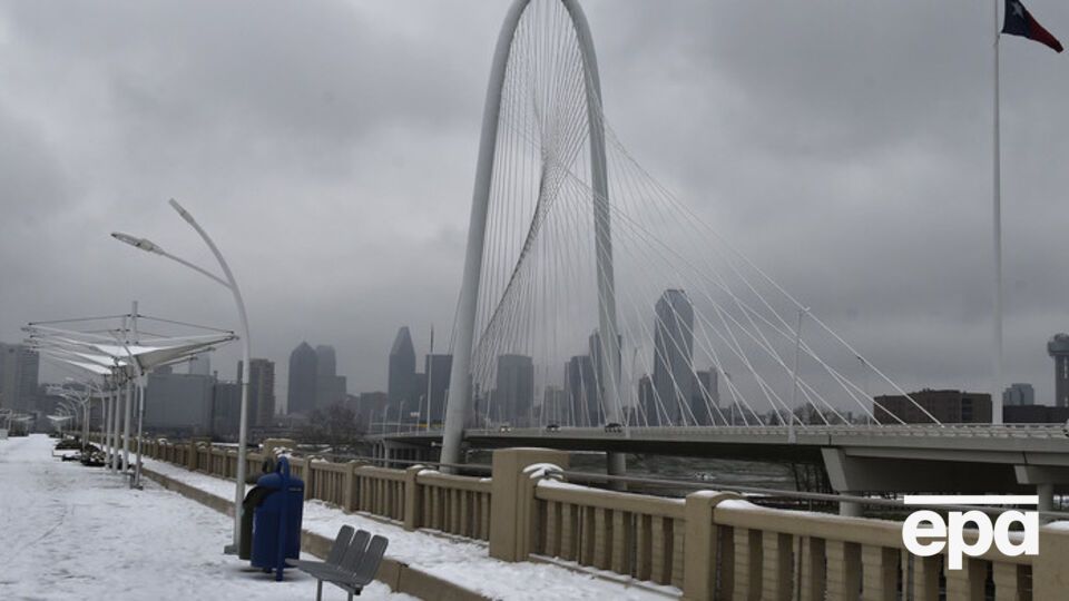 В Техасе и Оклахоме непогода нарушила транспортное сообщение