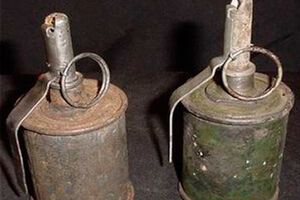 На место происшествия были вызваны следственно-оперативная группа Радомышльского райотдела милиции и специалисты ГосЧС