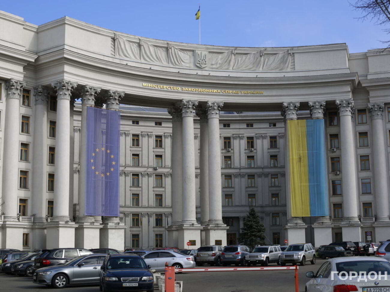 Украинские власти требуют вернуть Дурицкую на родину