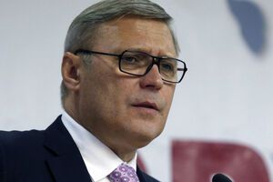 Касьянов: Мы должны отныне называть этот мост "Немцов мост"