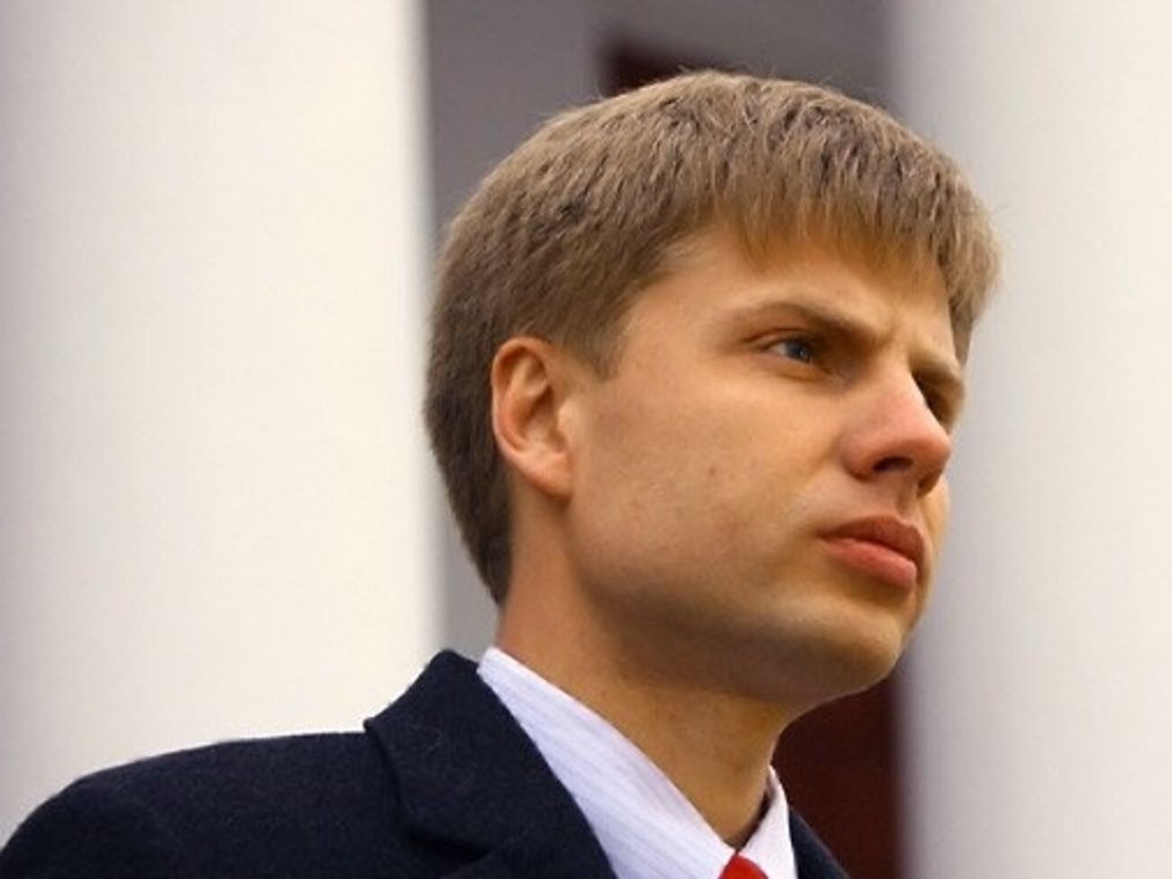 Гончаренко недавно посещал Москву для участия в программе "Политика", где в прямом эфире обвинил Путина в безумии