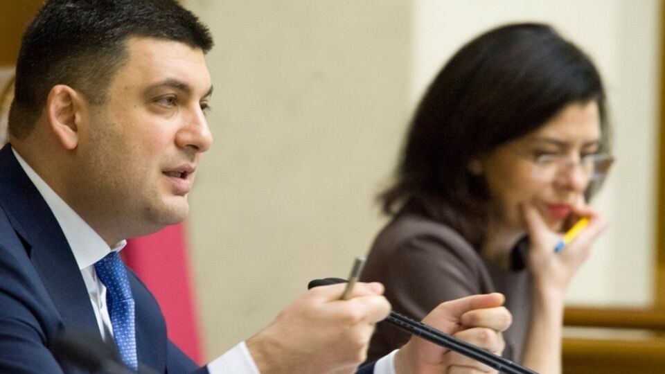 Владимир Гройсман пока не подписал принятый месяц назад закон о запрете российских фильмов в Украине