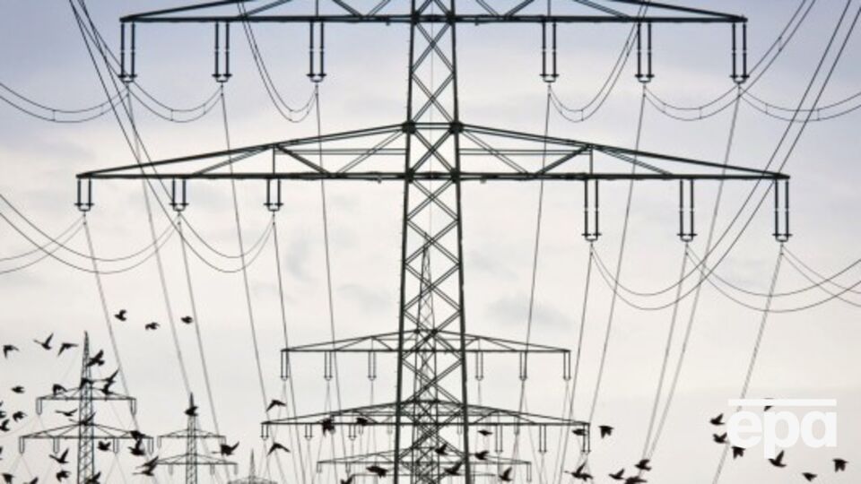 Энергетики ДТЭК Донецкоблэнерго и ДТЭК "Высоковольтные сети" продолжают восстановительные работы в Дебальцево и Углегорске