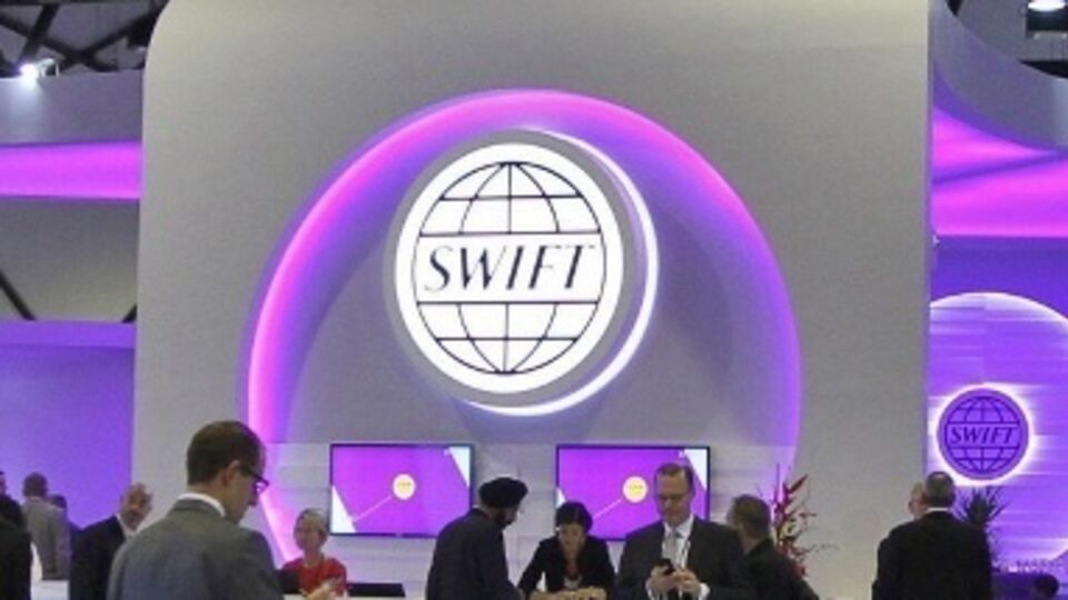 Чернов: По итогам 2014 года рост трафика SWIFT в России позволил нам выйти на 13-е место в мире, поэтому Россия увеличила свою долю до уровня, который позволяет ей выдвинуть кандидата в совет директоров