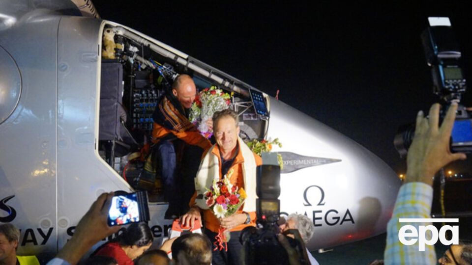 Пилоты самолета Solar Impulse 2 Боршберг и Пикар