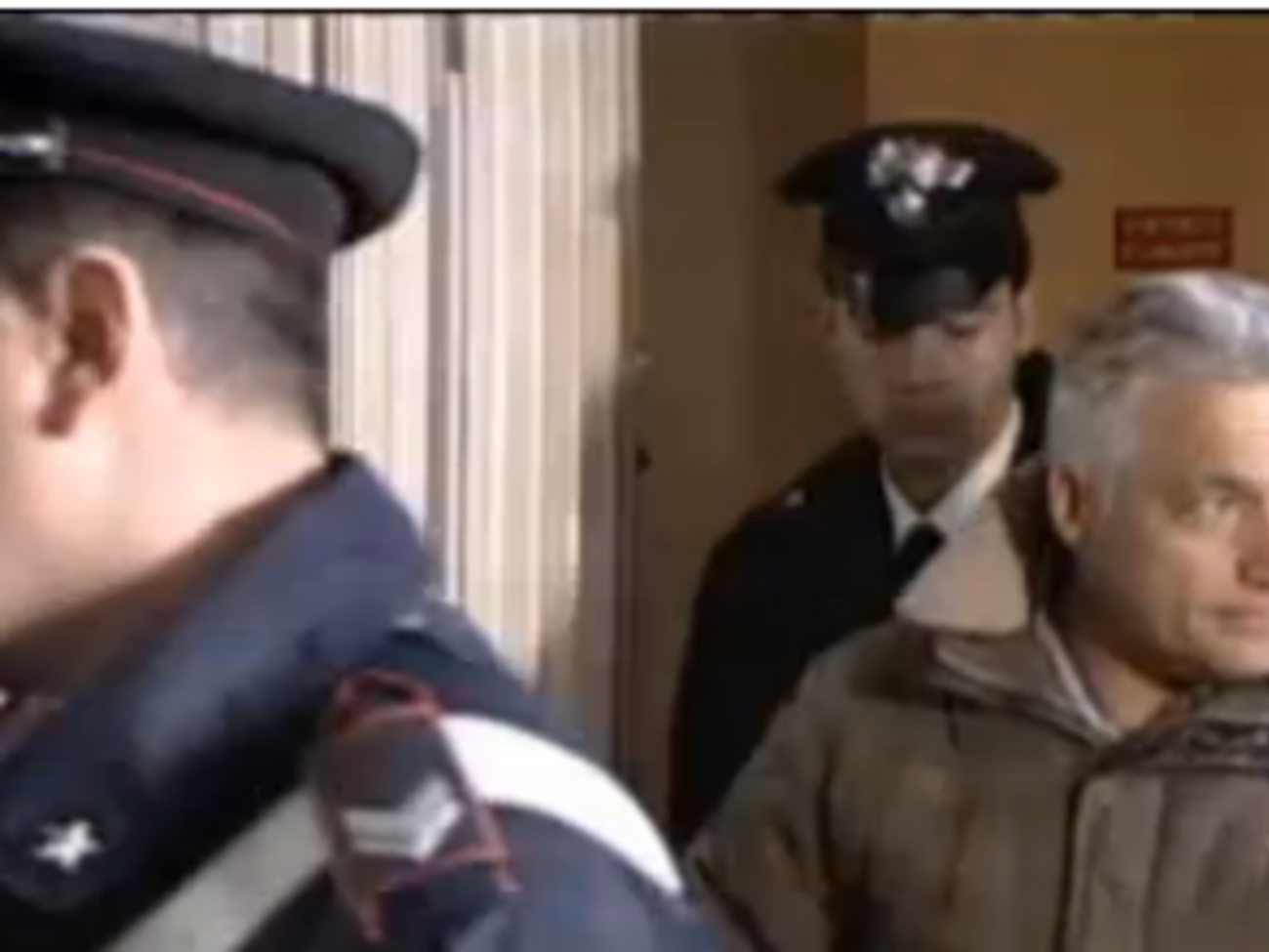 Арестованным предъявлены обвинения в членстве в преступной группировке и вымогательстве