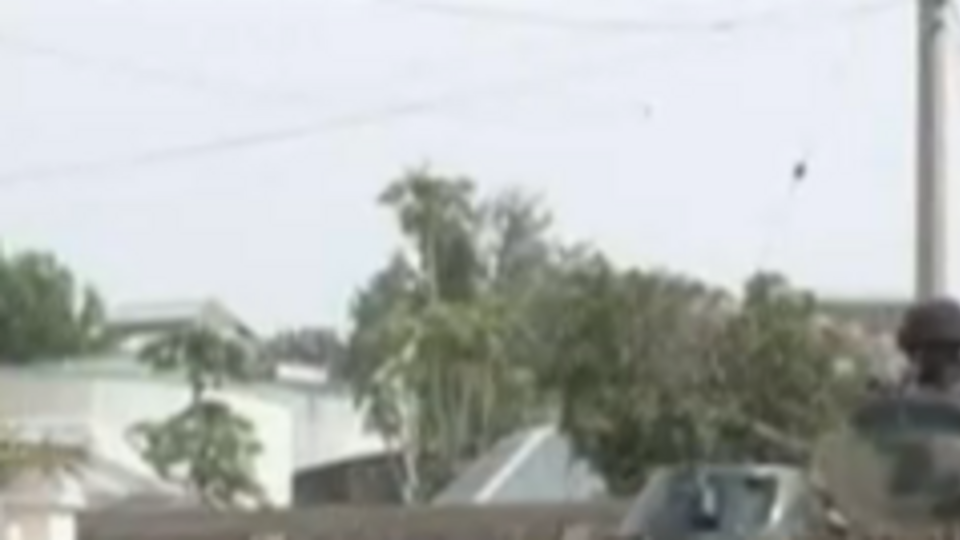 Бойцы межнационального контингента продолжают штурмовать город Мадагали