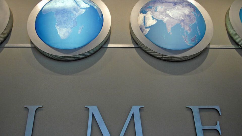 По данным Reuters, МВФ примет решение о выделении Украине $15,4 млрд