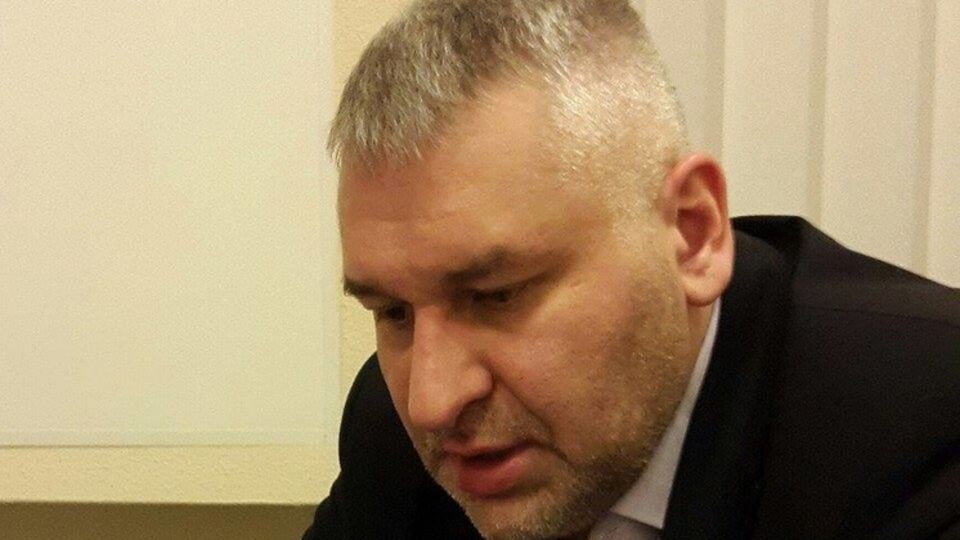 Марк Фейгин сообщил, что организм Надежды Савченко не принимает жирный куриный бульон