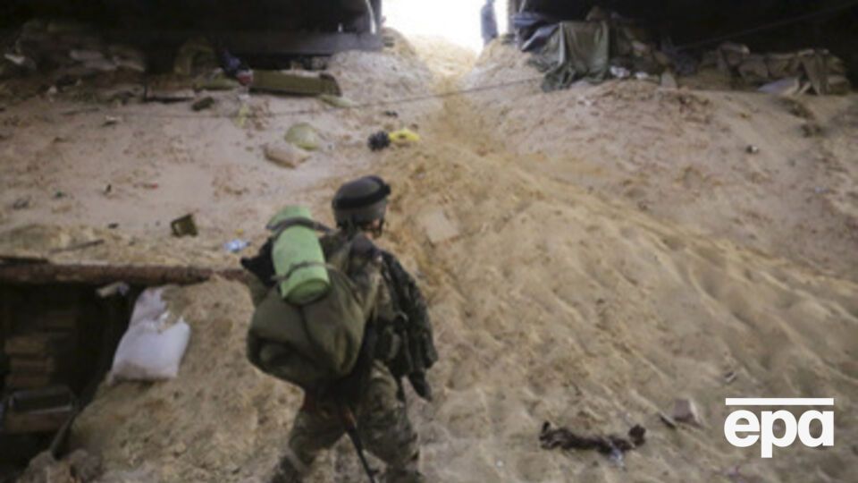 В донецком аэропорту продолжили поиски тел погибших бойцов АТО