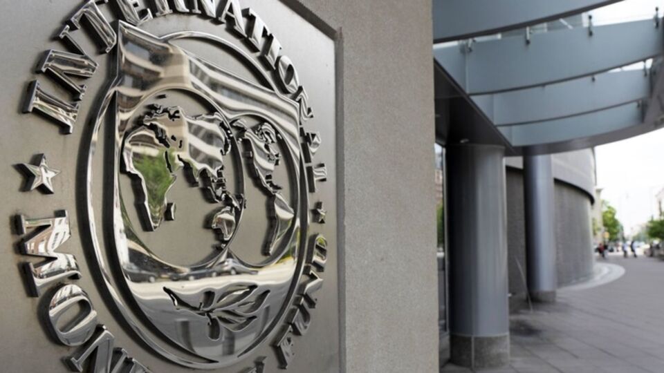 Как кредит МВФ отразится на жизни украинцев?