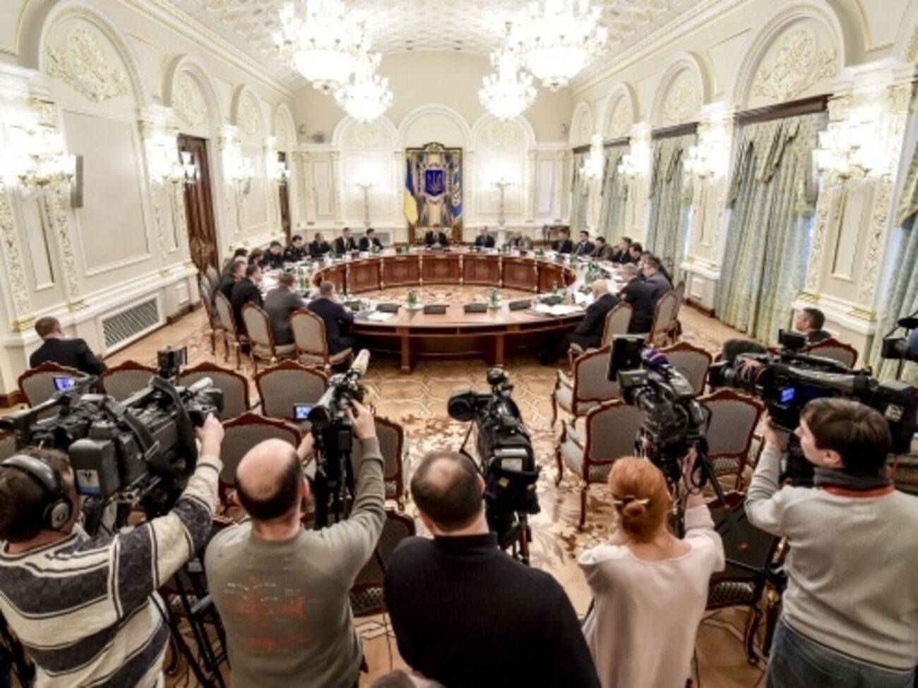 Сегодня состоялось заседание СНБО при участии президента Петра Порошенко