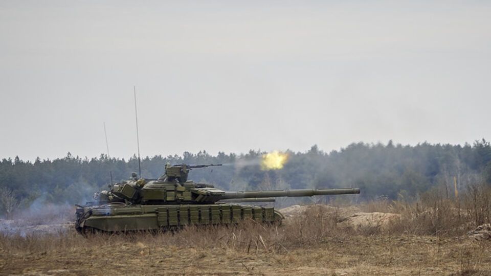 Тымчук: Противник неоднократно атаковал позиции сил АТО и проводил обстрелы как из стрелкового оружия, так и из вооружения, которое должны были отвести от линии столкновения сторон