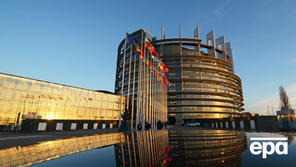 Это решение дает юридическую силу политическому решению, принятому на Совете по иностранным делам 29 января 2015 года