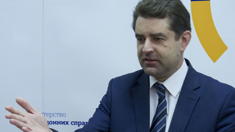 Евгений Перебийнис сообщил, что Украина уже направила ООН предварительный запрос по миротворческому контингенту для Донбасса