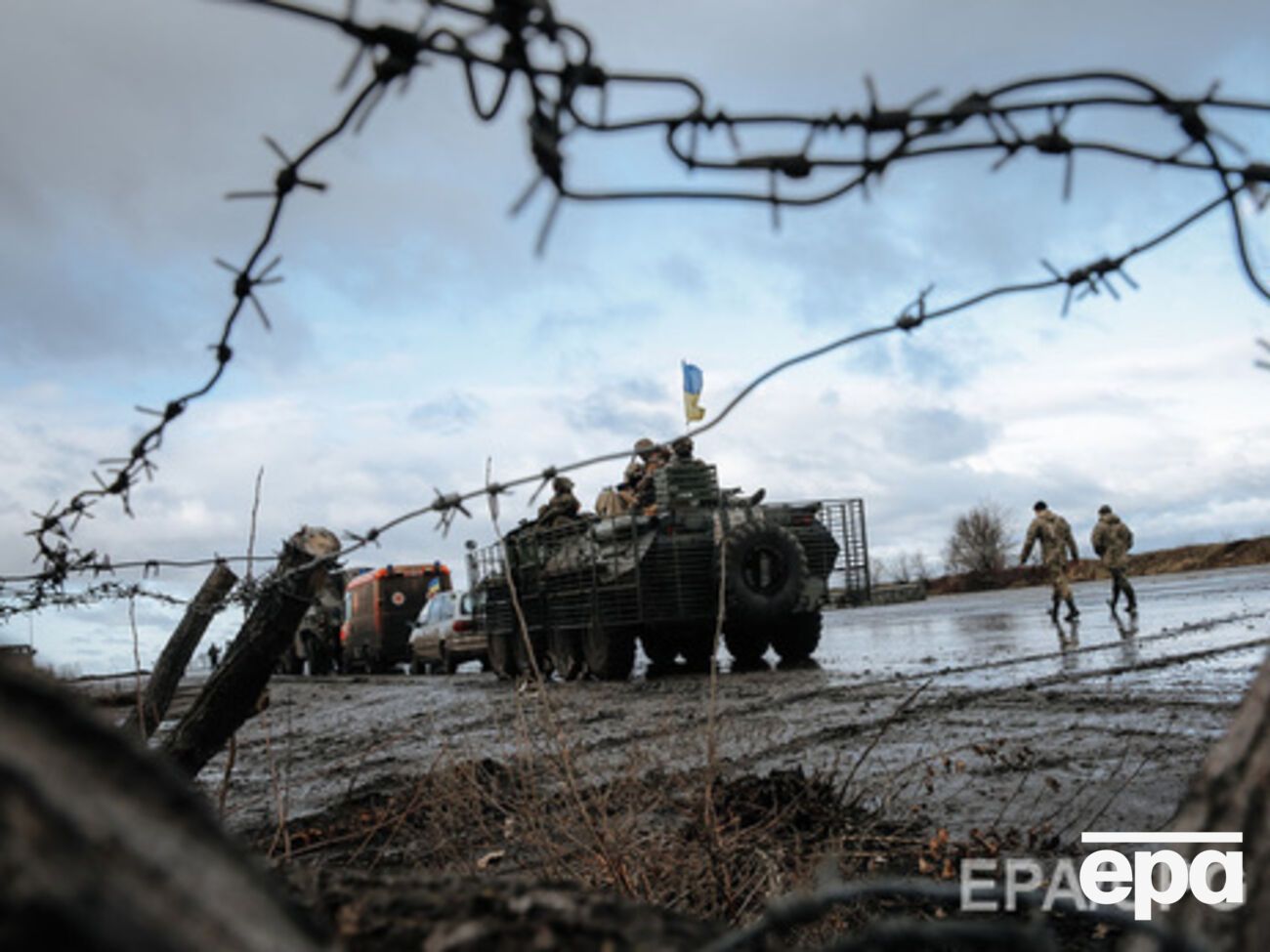 Боевики продолжают обстреливать позиции украинских военных в зоне АТО