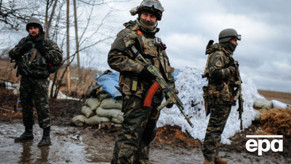 Военные получили автомобили от предпринимателей