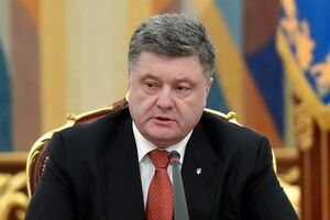 Порошенко заявил, что в Украине сильная армия