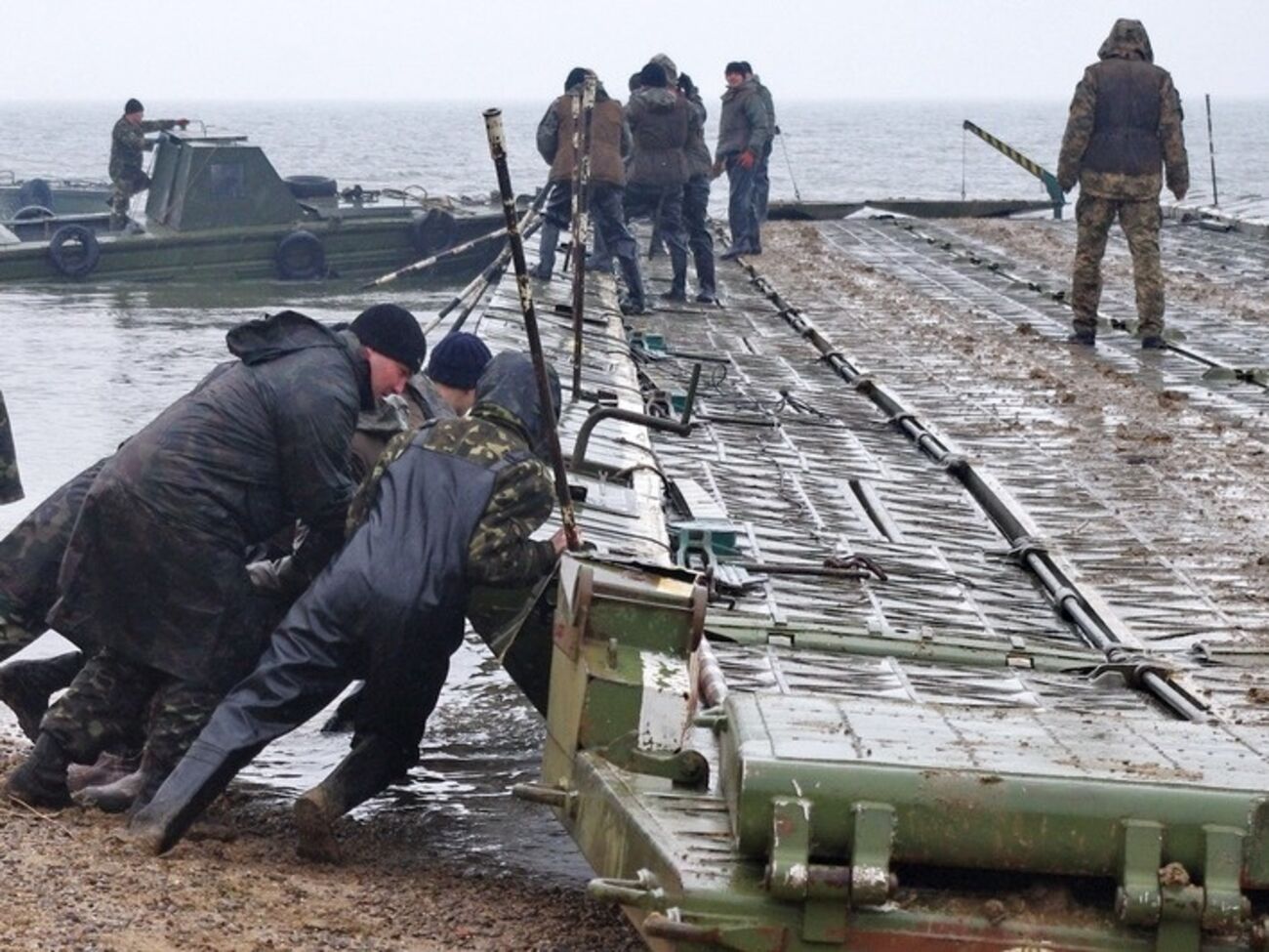 Минобороны: Все участвующие в учениях понтонеры принимали участие в боевых действиях на Донбассе
