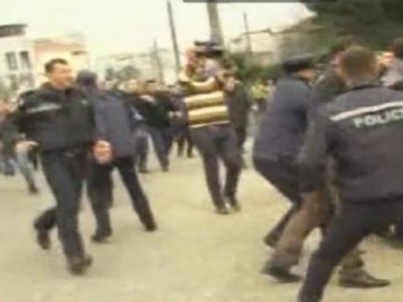 В Зугдиди подрались сторонники и противники Саакашвили