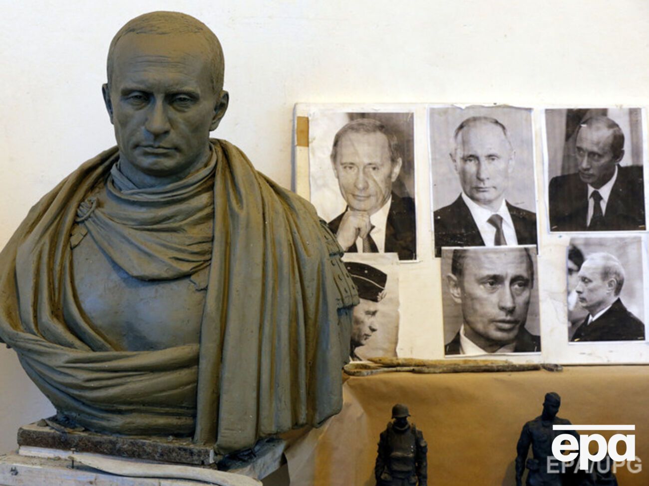 Рабинович:&nbsp;Понадобился всего год, чтобы с Путина упали юридические треники гопника