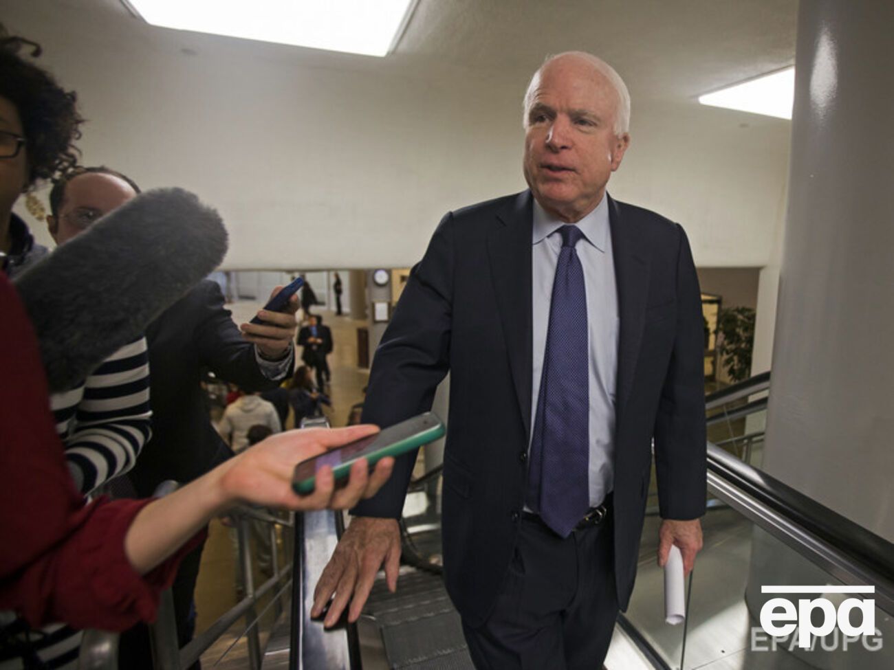 Маккейн: Гробы возвращаются в Россию, и уже матери начинают говорить: "Довольно!"