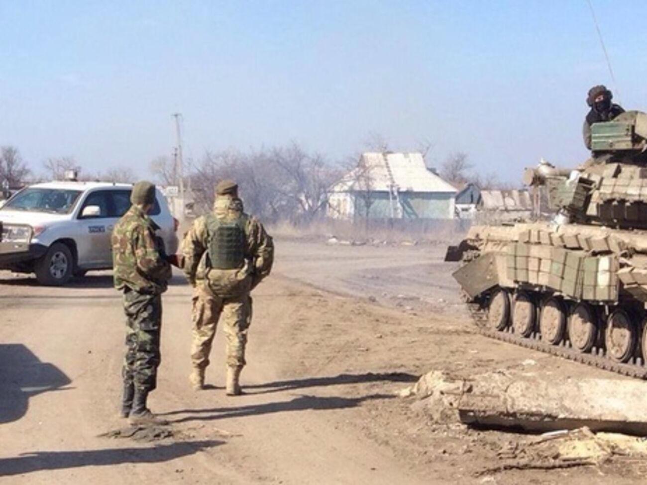 Украинские военные заявили, что боевики обстреливают свои позиции ради картинки для ОБСЕ