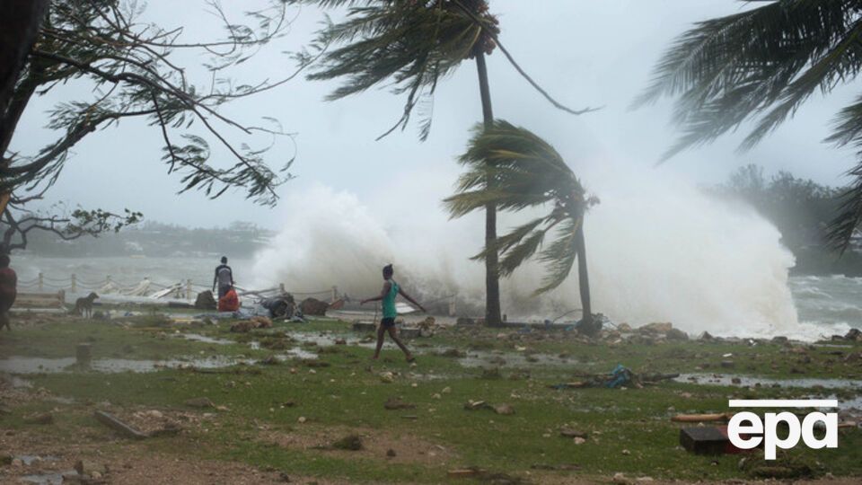 Циклон добрался до Новой Зеландии