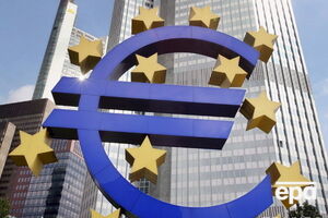 Курс евро к доллару достиг нового дна