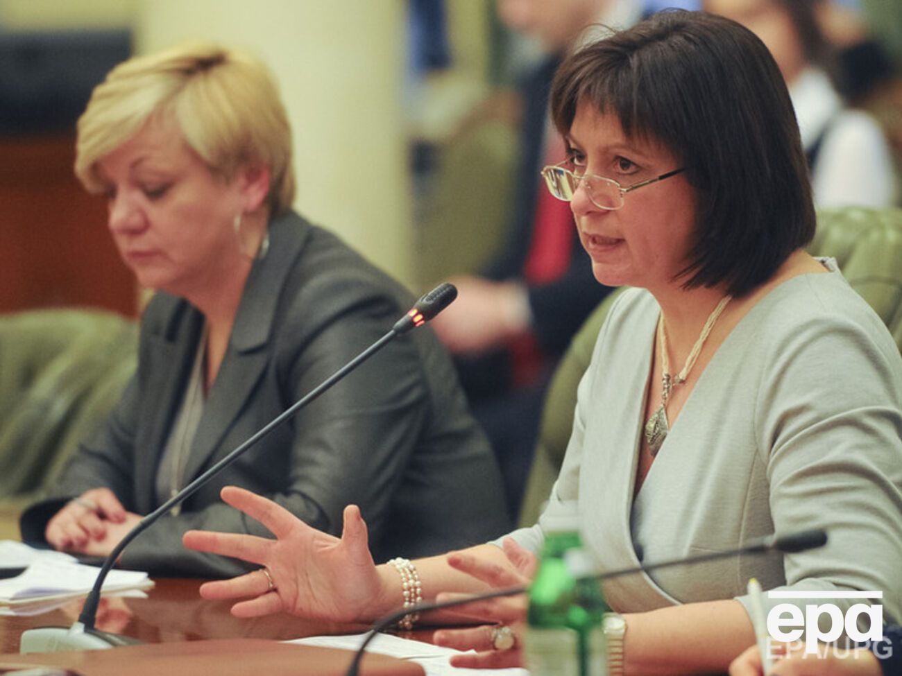 Реструктуризация долга является частью договоренностей с МВФ