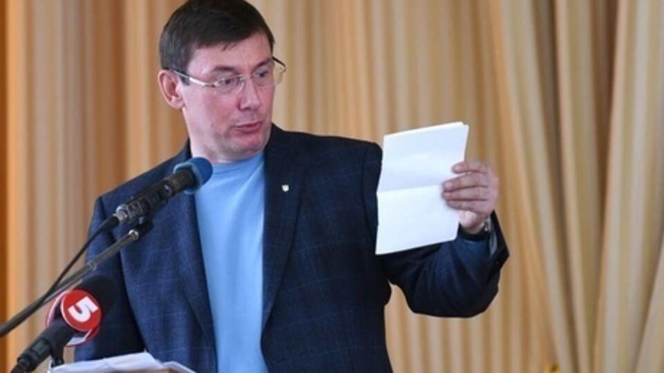 Юрий Луценко заявил, что в законопроекте о территориях с особым статусом "нет никаких подводных камней, которые противоречили бы украинским интересам"