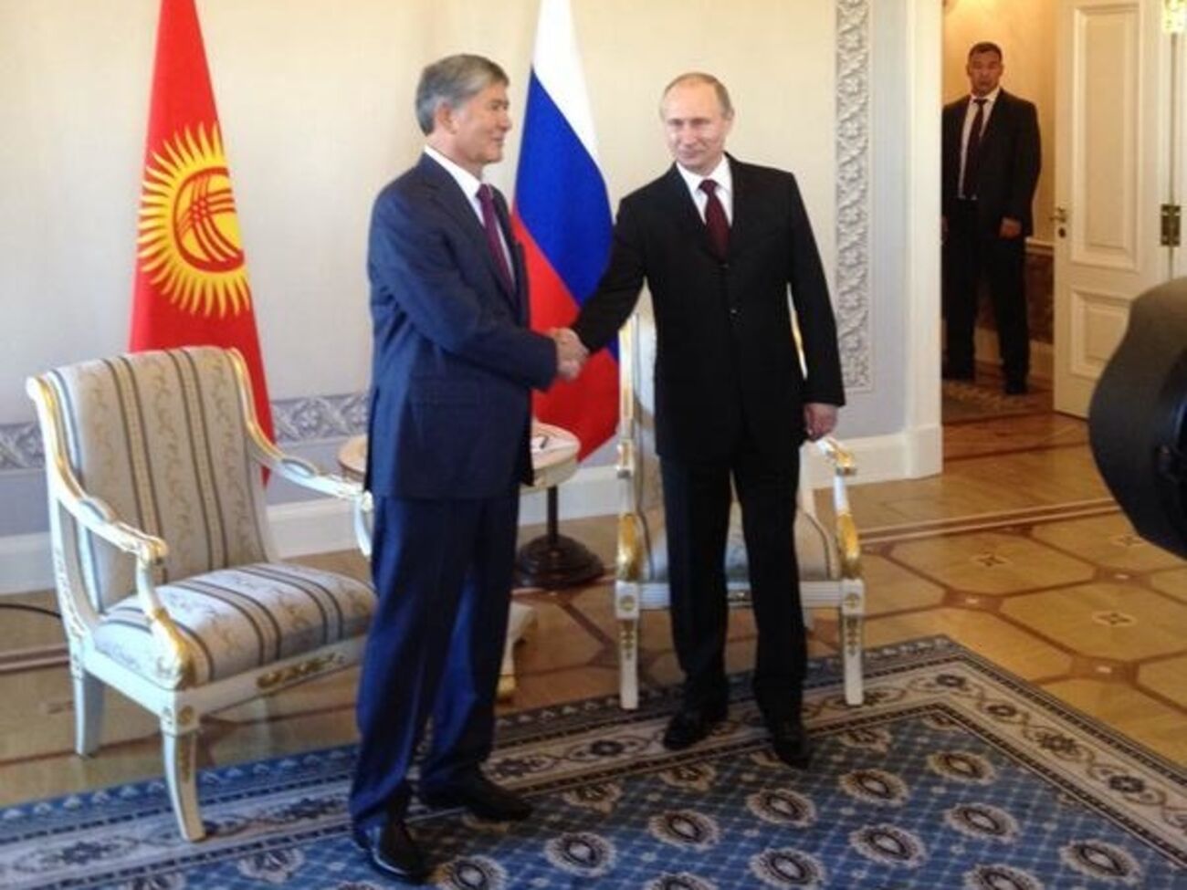 Путин встретился с Атамбаевым