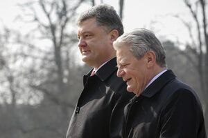 Петр Порошенко провел встречу с Йоахимом Гауком