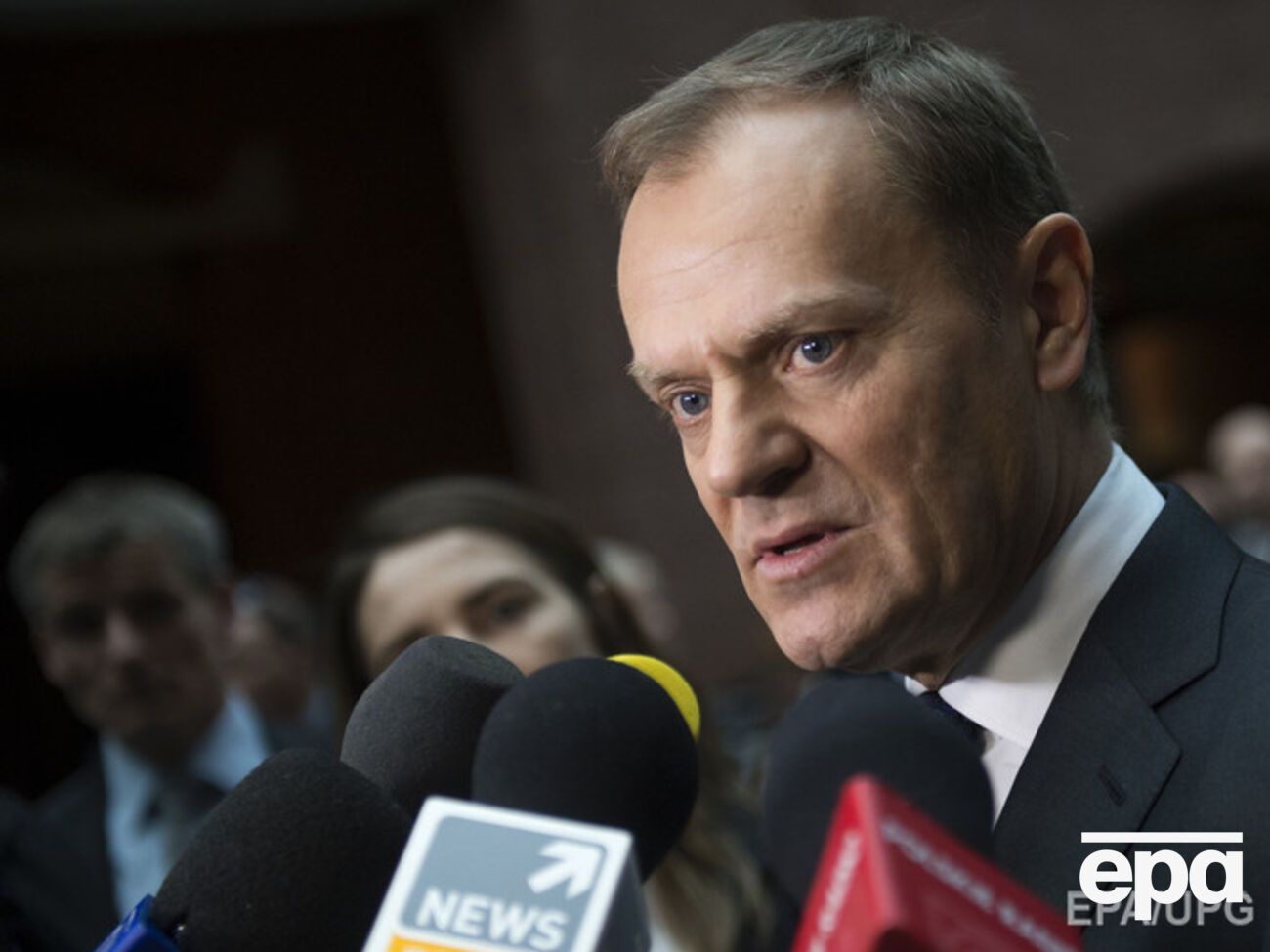 Туск: Для США неприемлемо принимать более активное участие в украинском конфликте, чем Европа