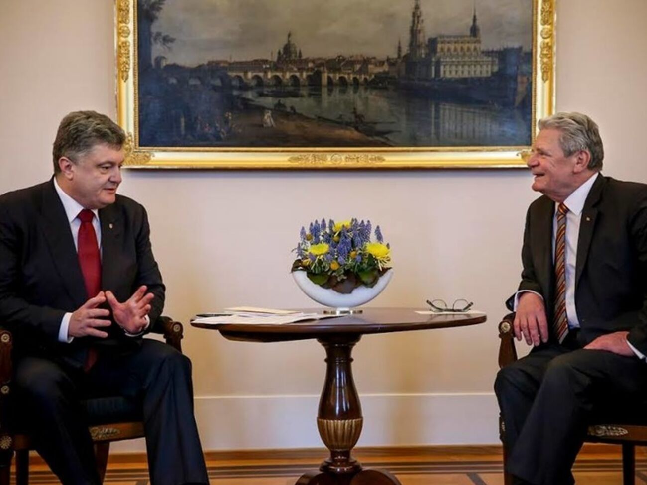 Порошенко и Гаук обсудили украино-германские отношения