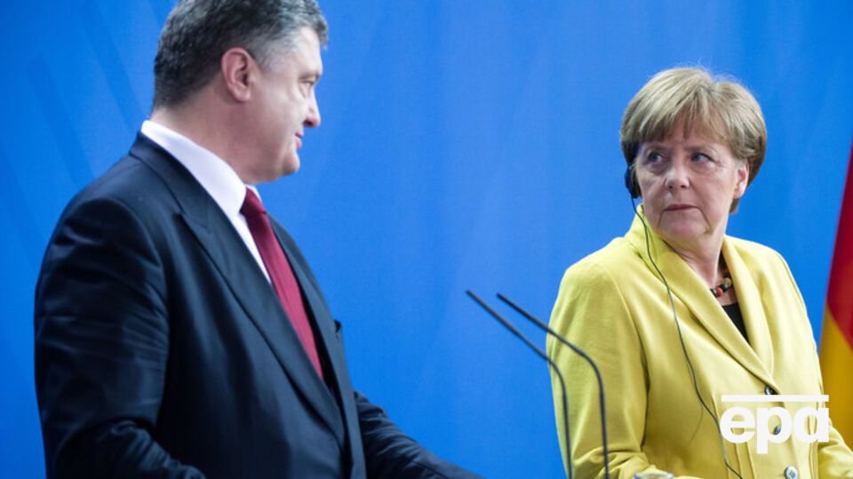 Меркель: Прежде всего мы должны уделять внимание тому, как именно выполняются Минские договоренности, потом мы уже будем думать о тяжести этих санкций, которые будут приниматься на уровне ЕС