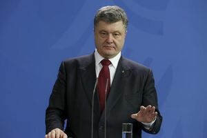 Петр Порошенко провел пресс-конференцию в Берлине