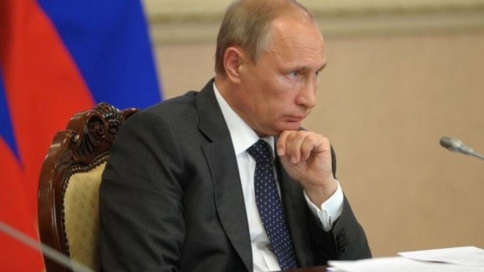 Путин вышел к людям