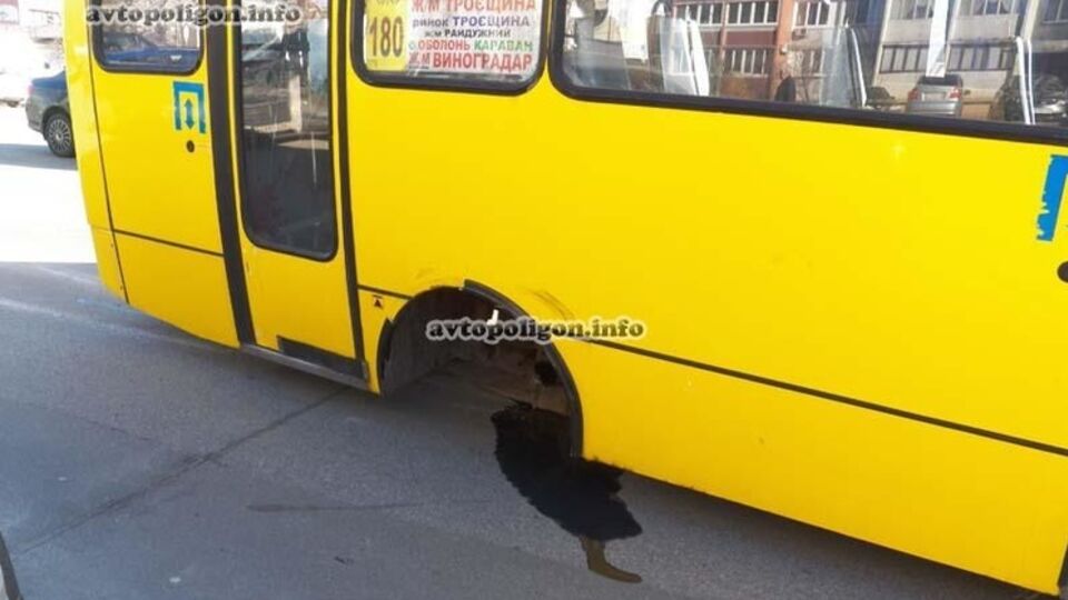 У "Богдана" отвалилась задняя ось