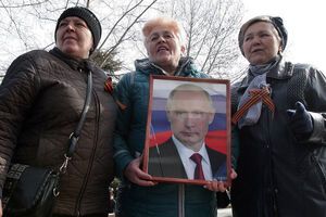 В Крыму отпраздновали годовщину "референдума". Фоторепортаж