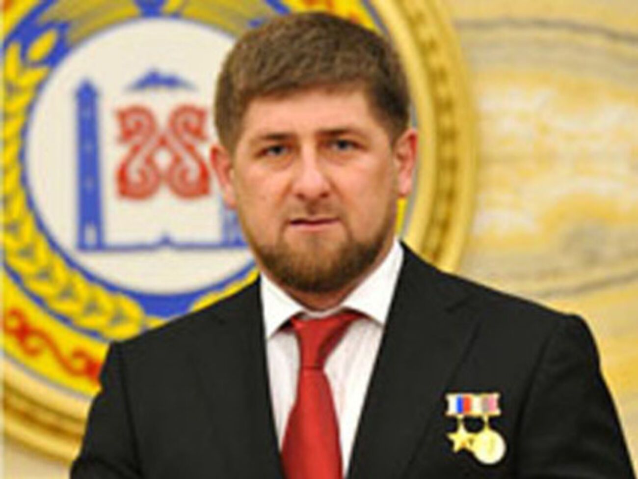 В июне 2014 года Кадыров был награжден медалью "За освобождение Крыма"