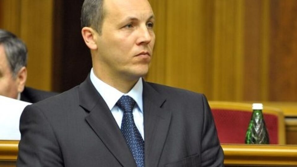 Андрей Парубий сообщил, что начало заседания парламента переносится с 10.00 на 12.00